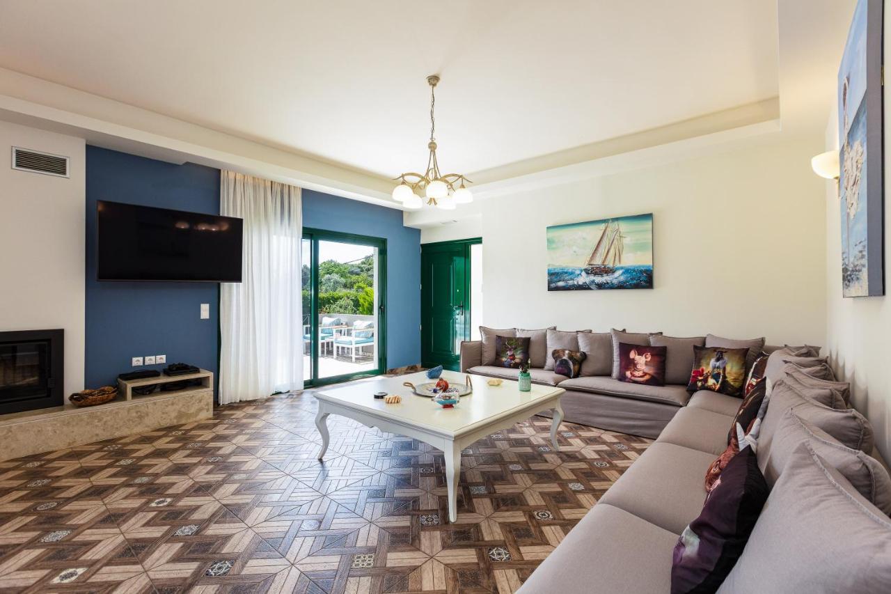 Alonia Villa, Refined Living With 50M2 Private Pool, By Thinkvilla Melidhonion  Экстерьер фото